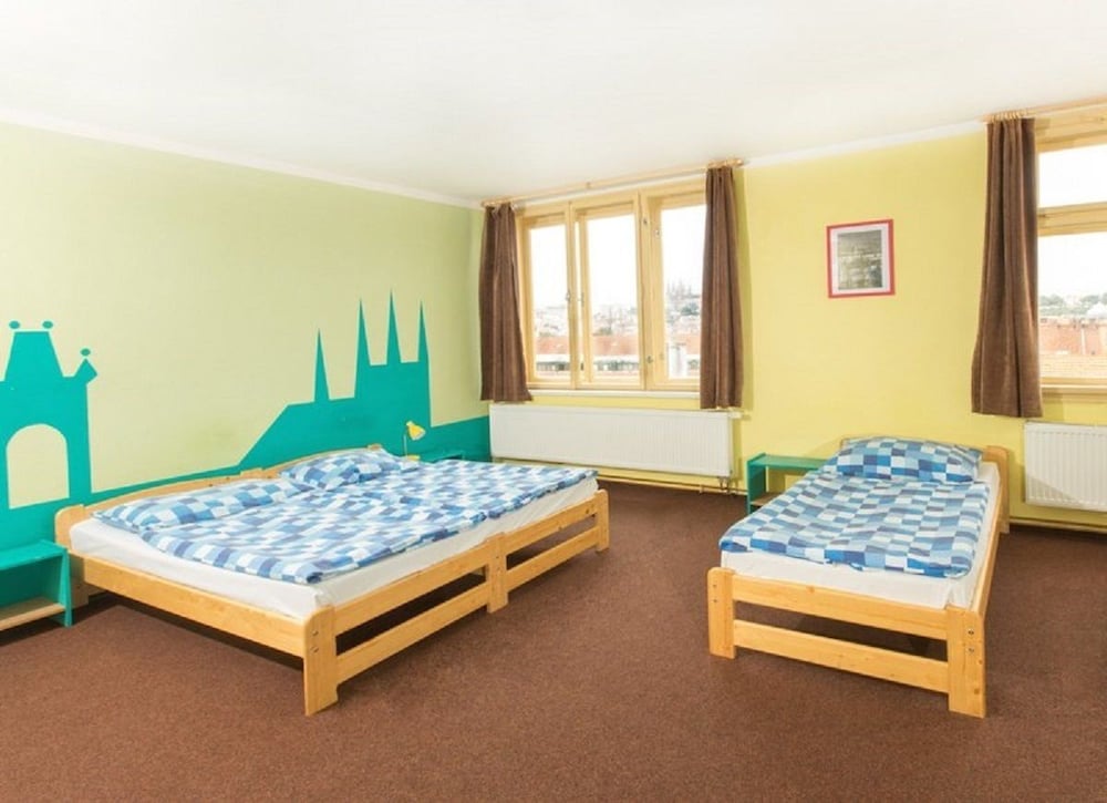 Hostel And Pension Downtown