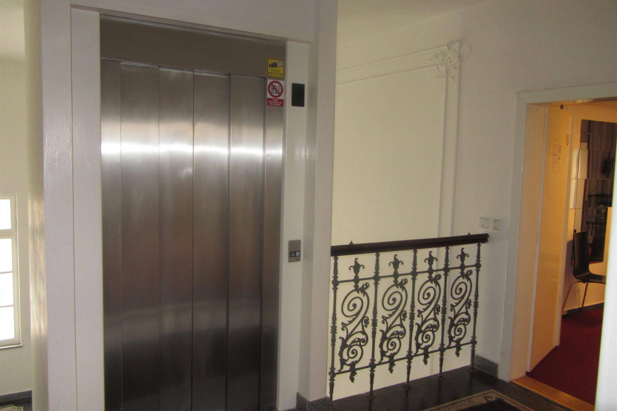 Hostel and Apartment Blue88