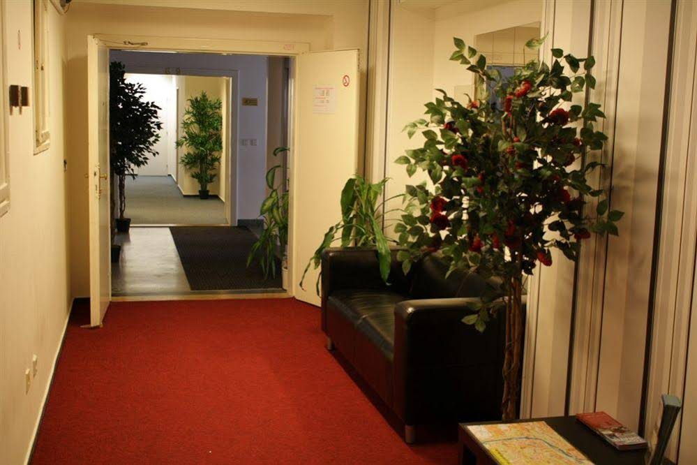 Hostel and Apartment Blue88