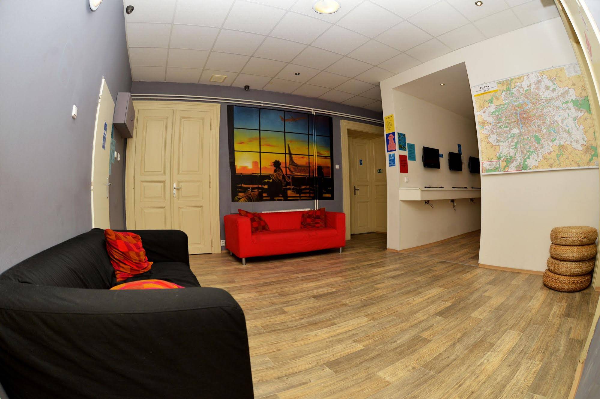 Hostel One Home