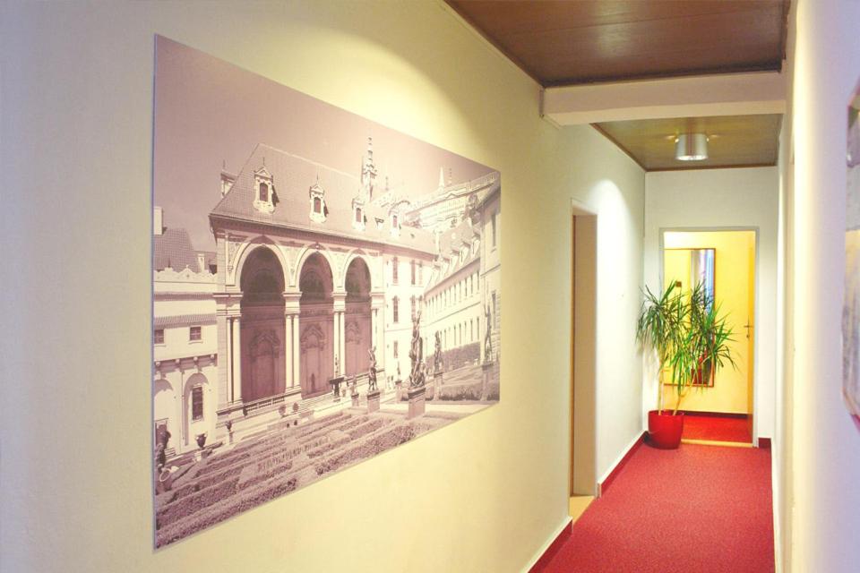 Hotel Charles Central