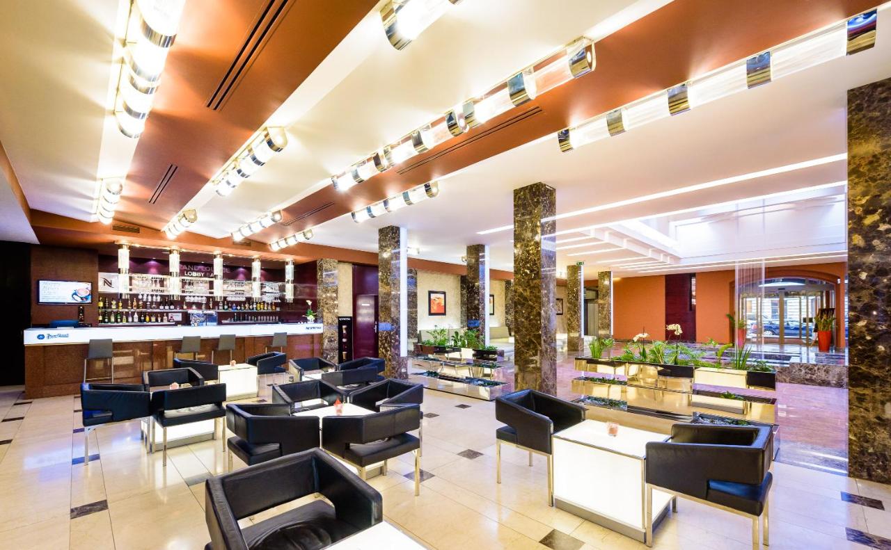 Hotel Grand Majestic Plaza