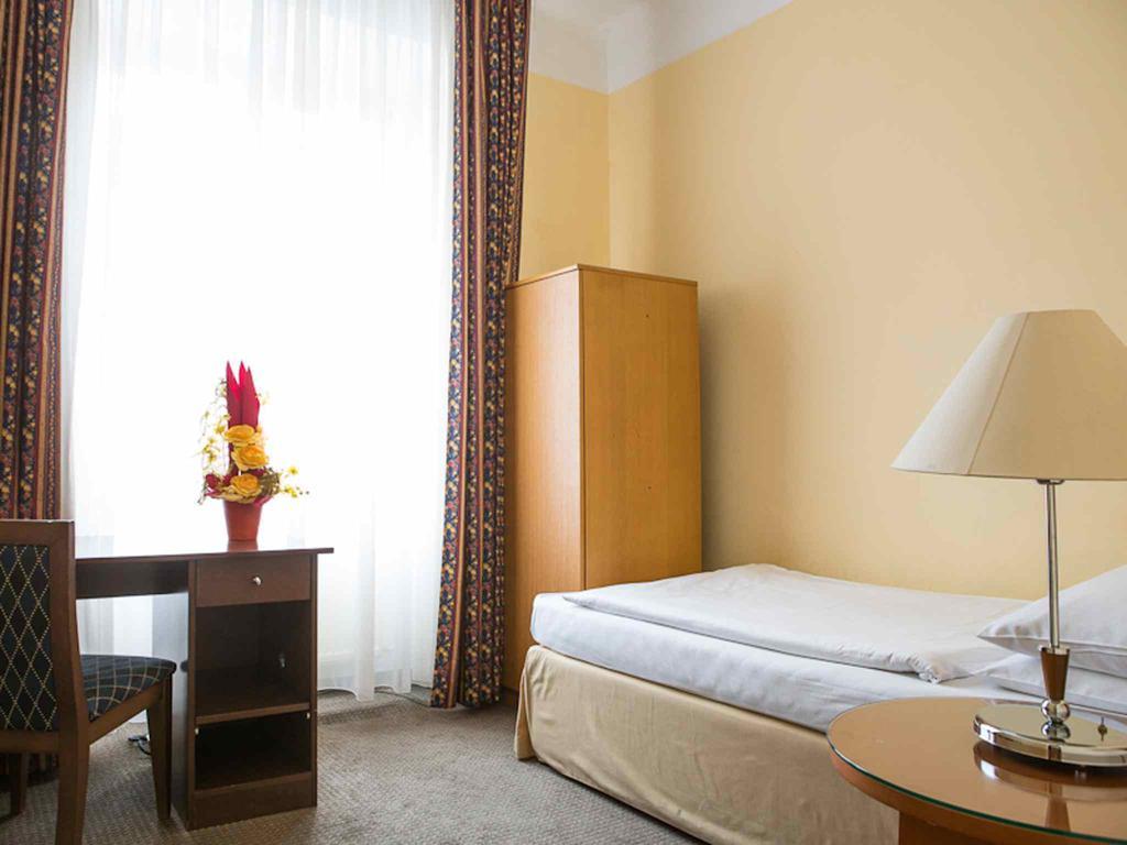 Hotel Harmony