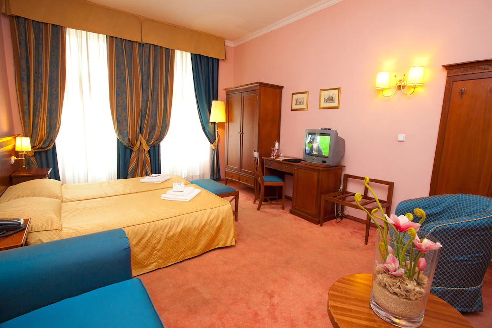 Hotel Louis Leger