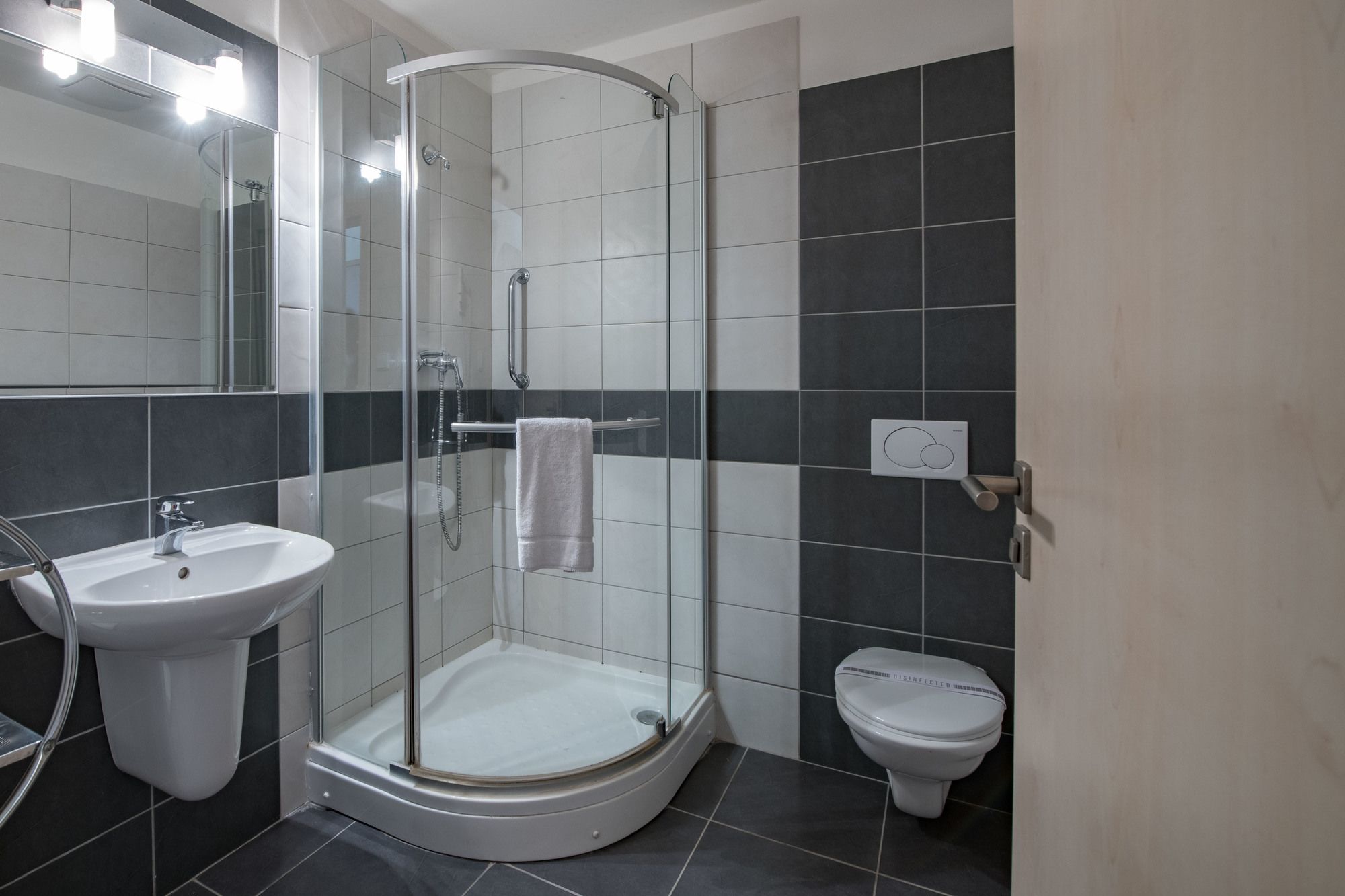 Hotel Ostruvek
