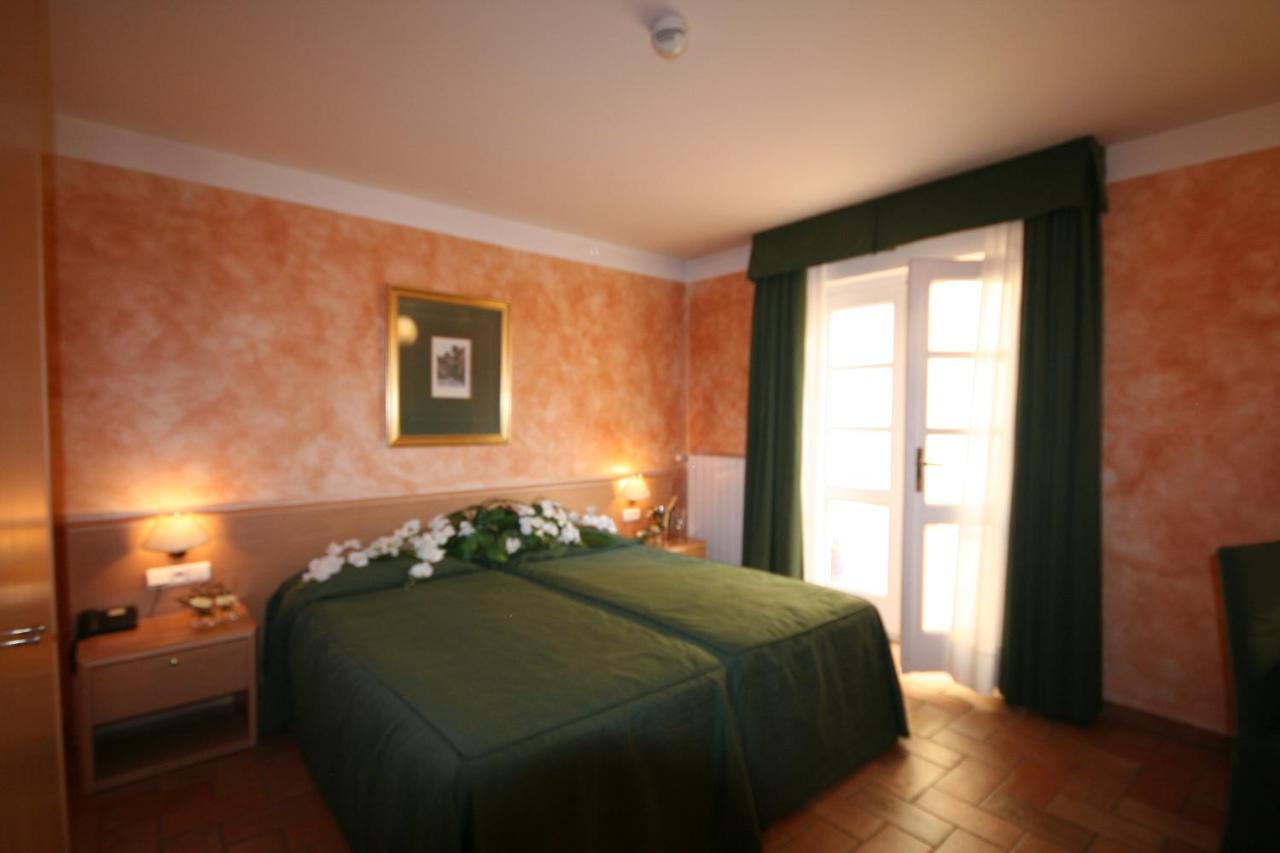 Hotel Roma