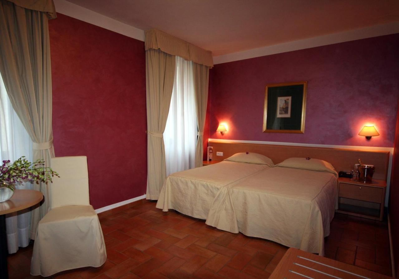 Hotel Roma