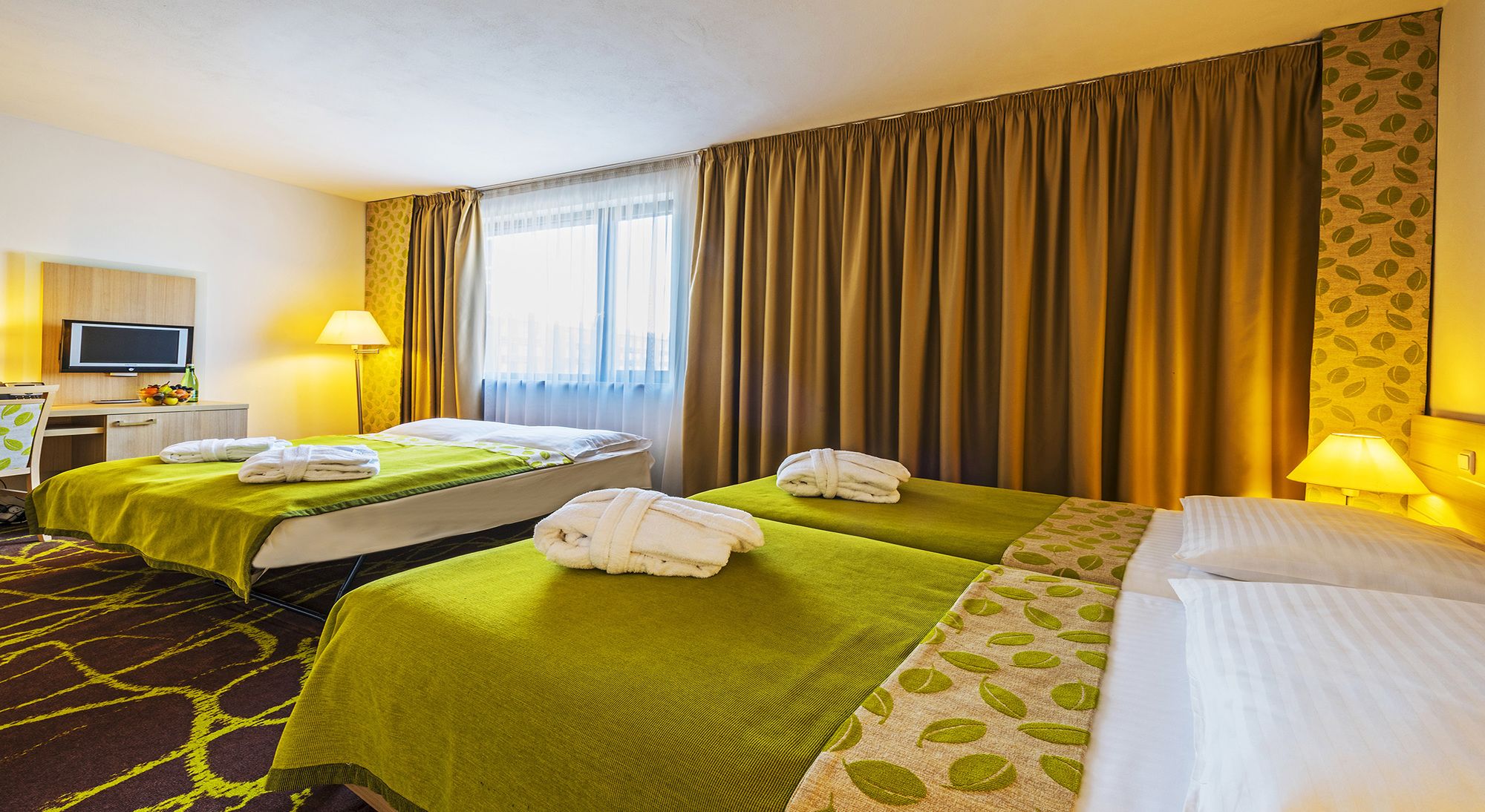 Iris Hotel Eden