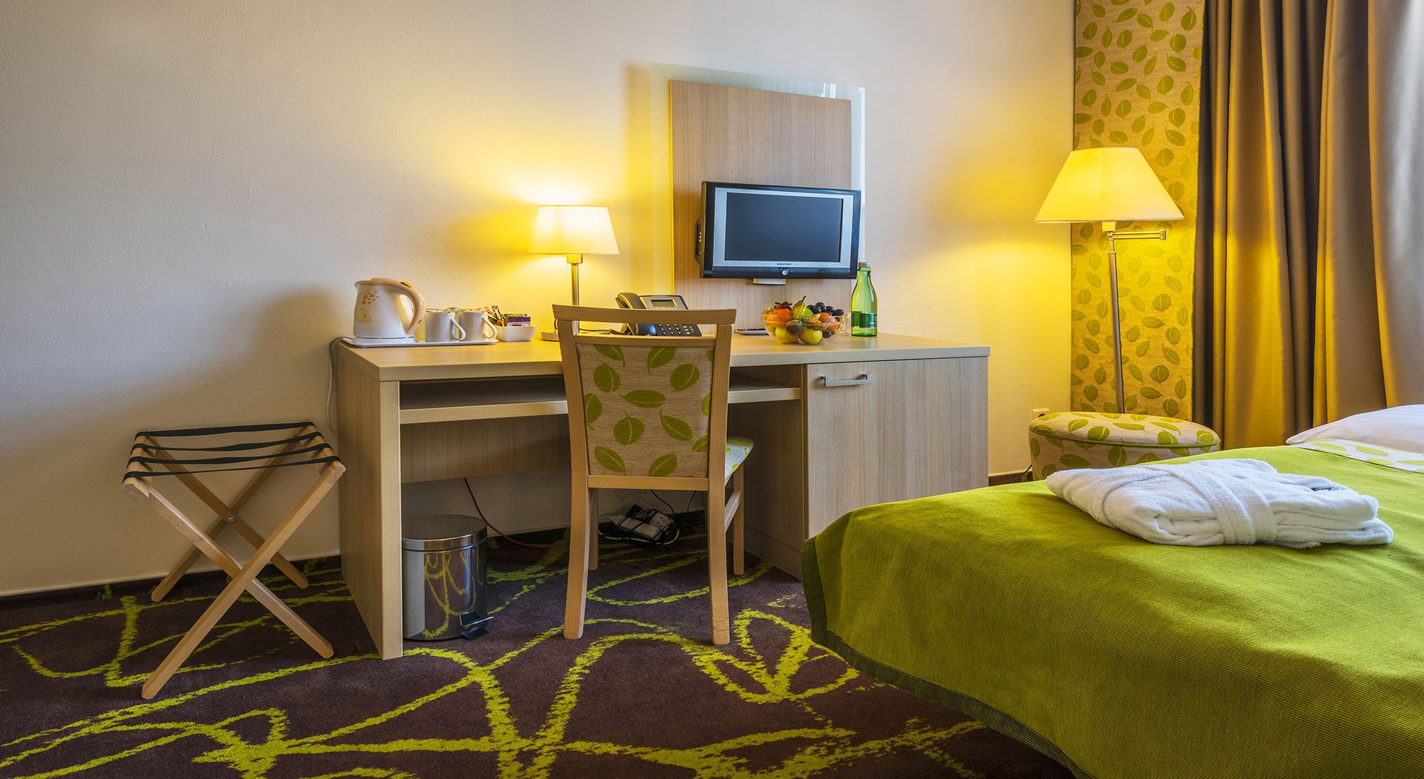 Iris Hotel Eden