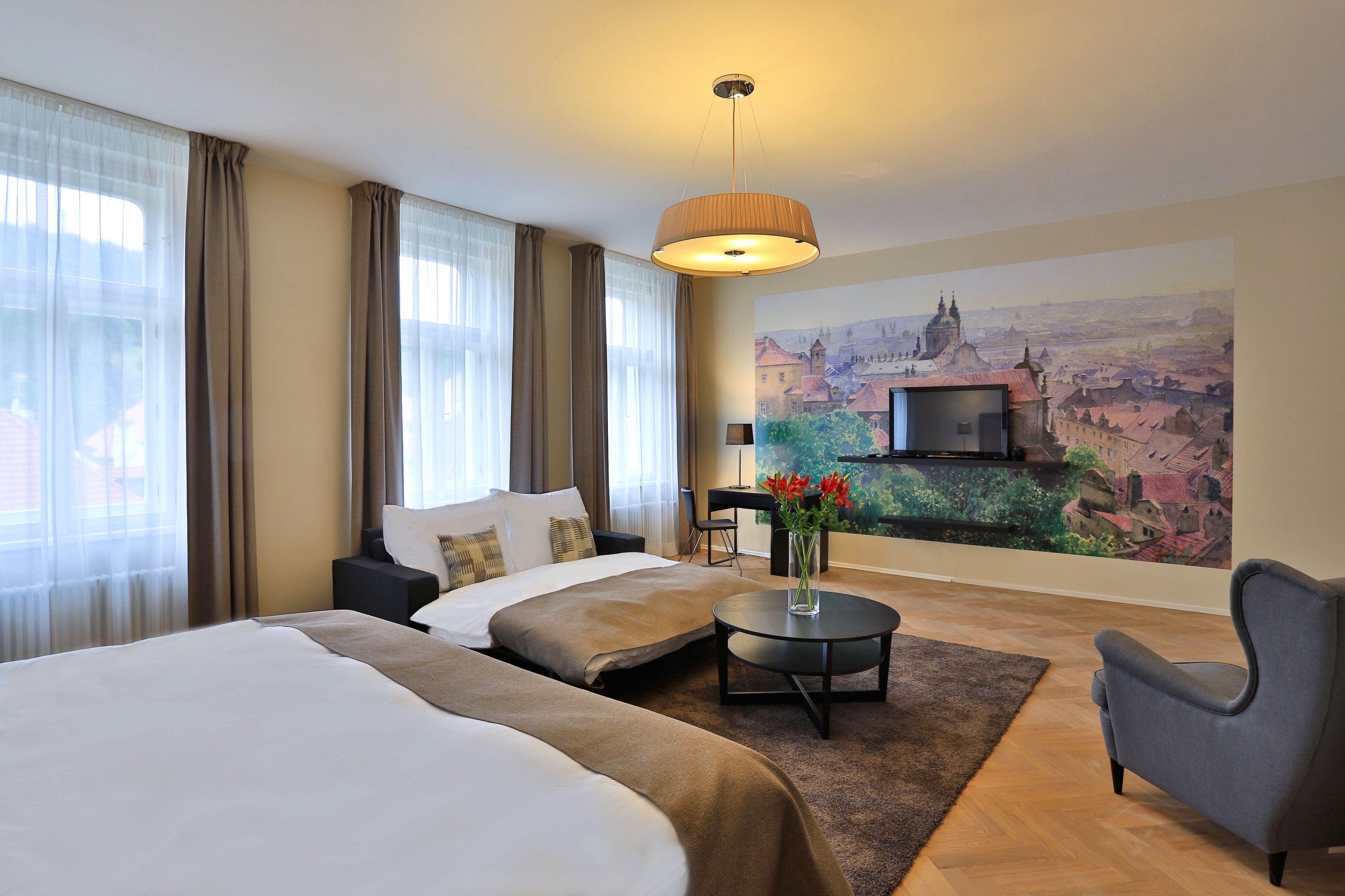 James Hotel & Apartments