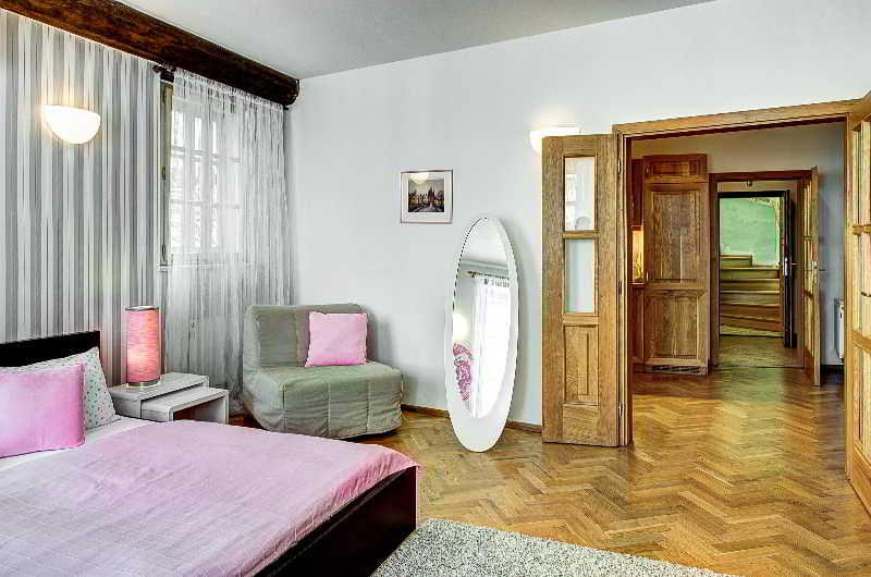 Kozna Suites