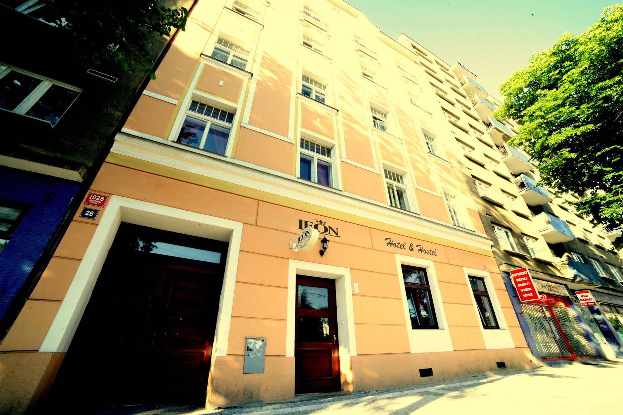 Leon Prague