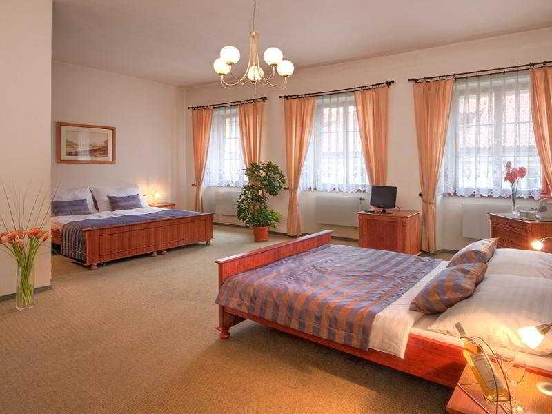 Hostel Little Quarter