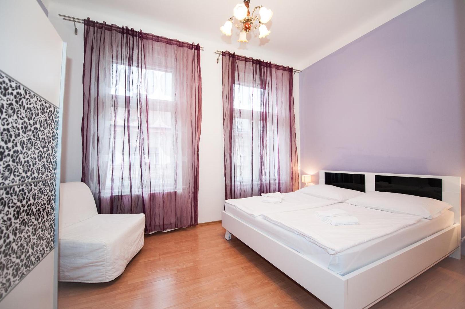 Modern Cozy Apartment by Ruterra