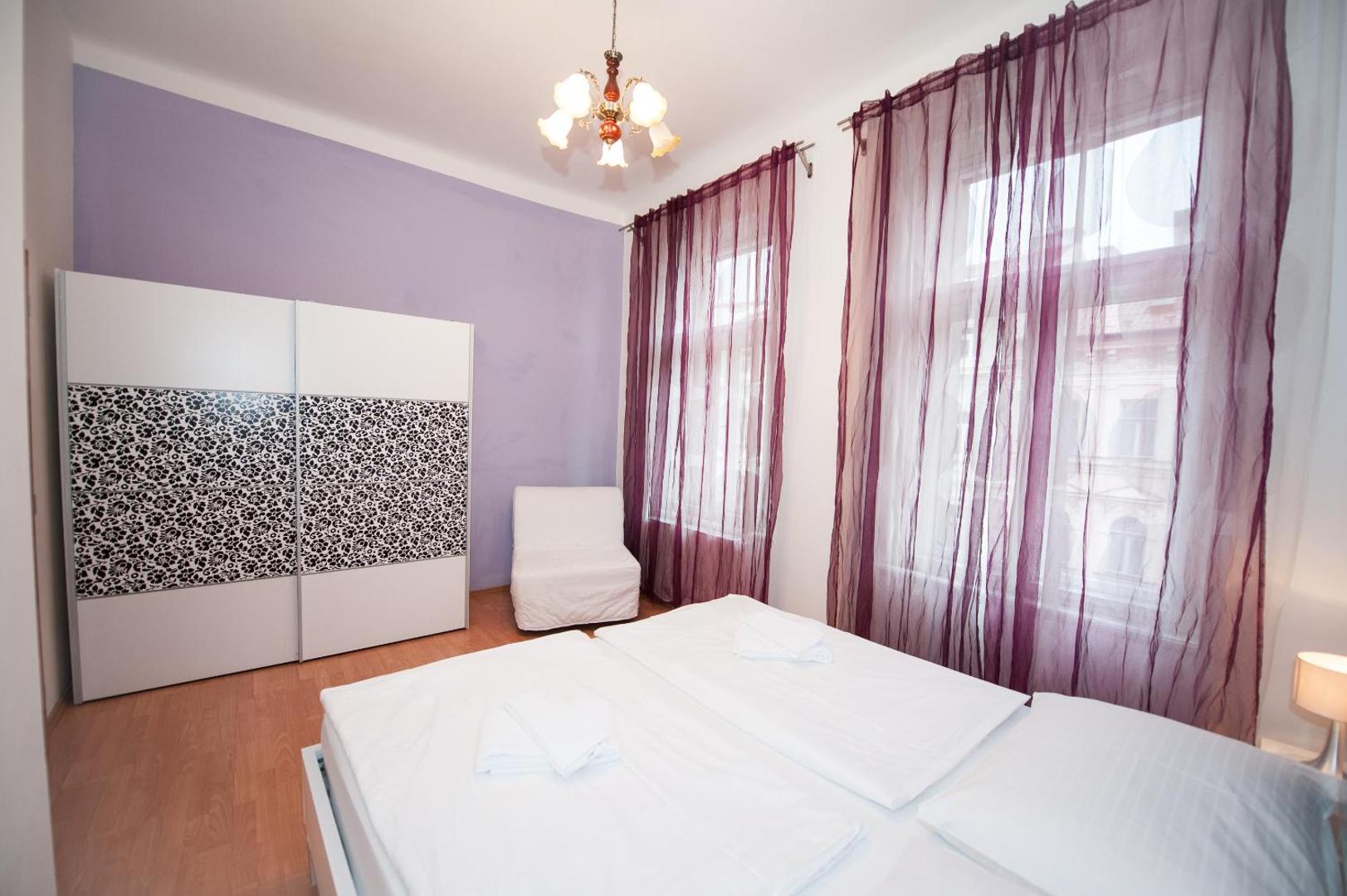 Modern Cozy Apartment by Ruterra