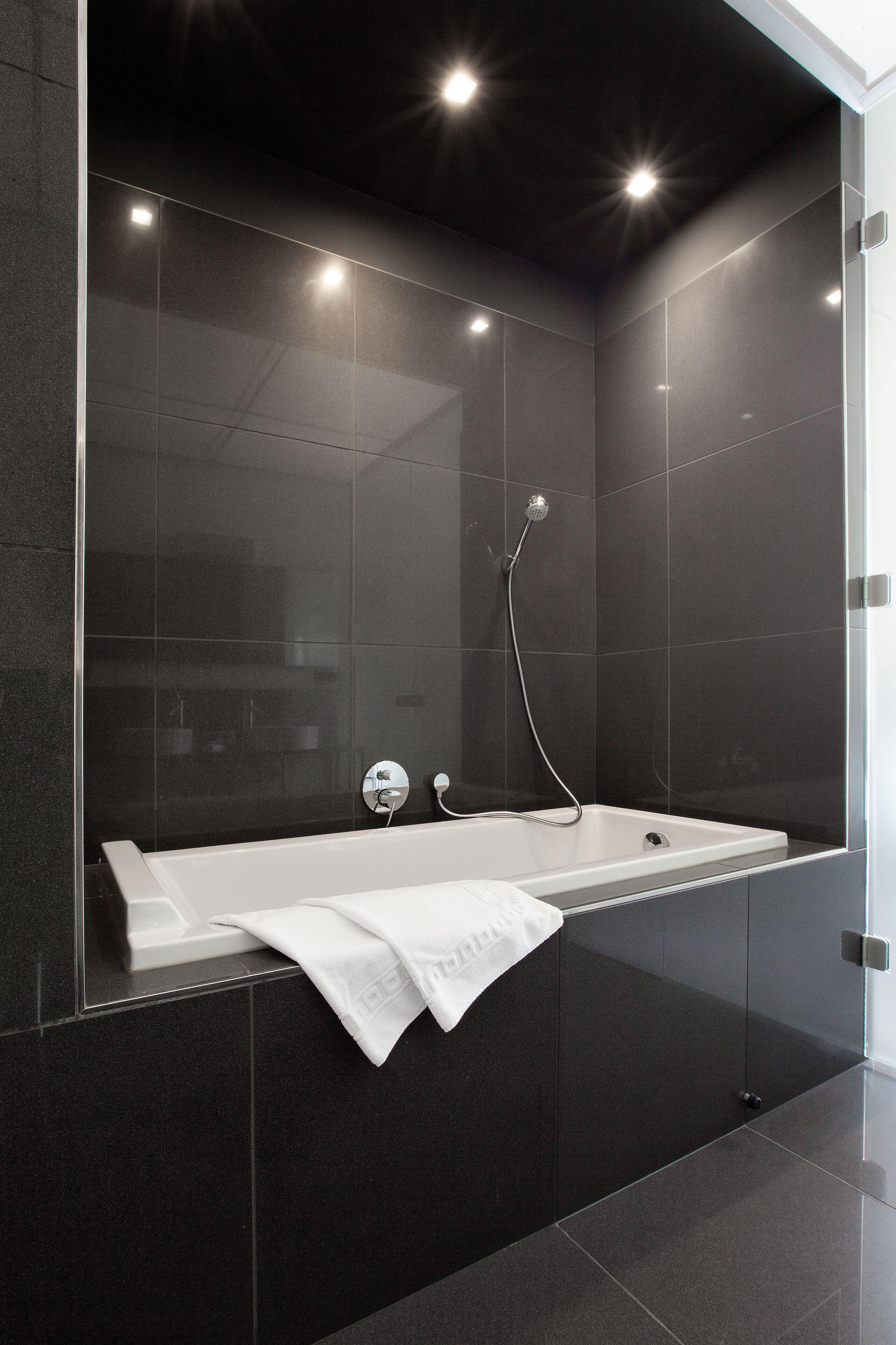 Old Town Square Residence by Emblem