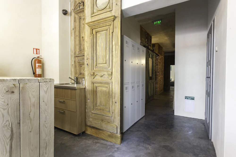 The Doors Apartments
