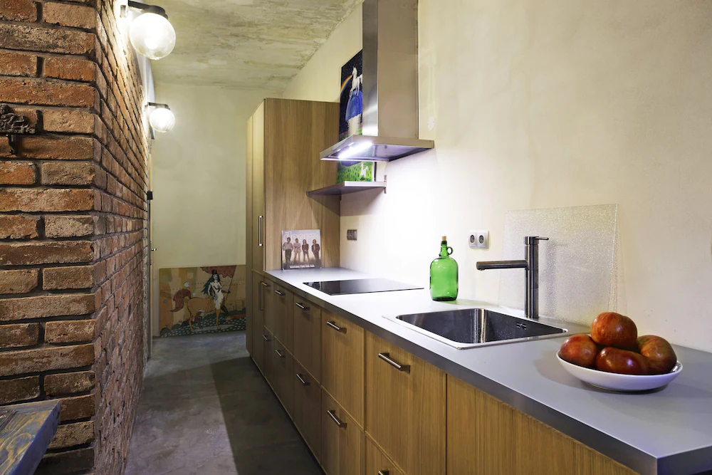 The Doors Apartments