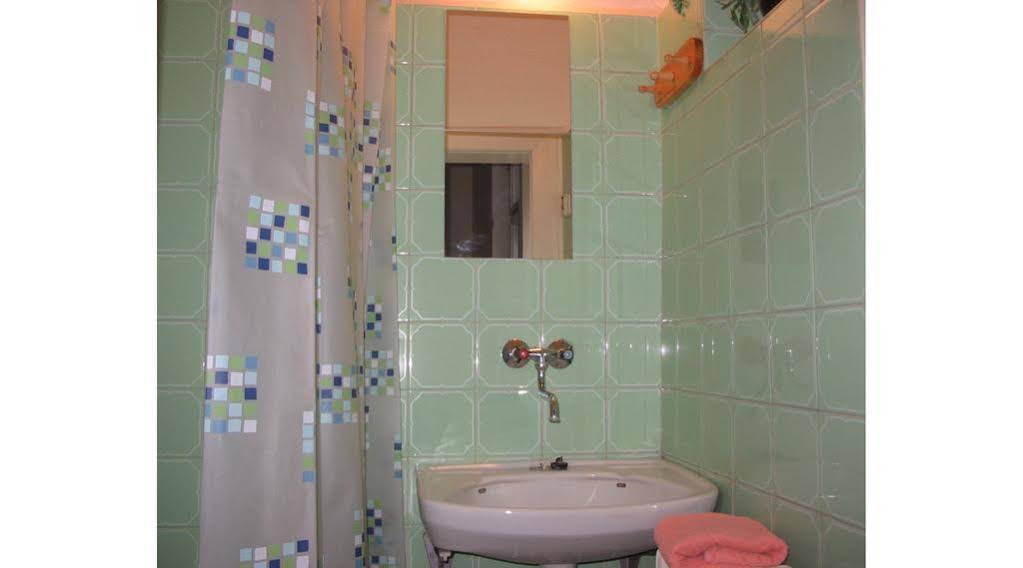 Hostel Bed-Breakfast Brno