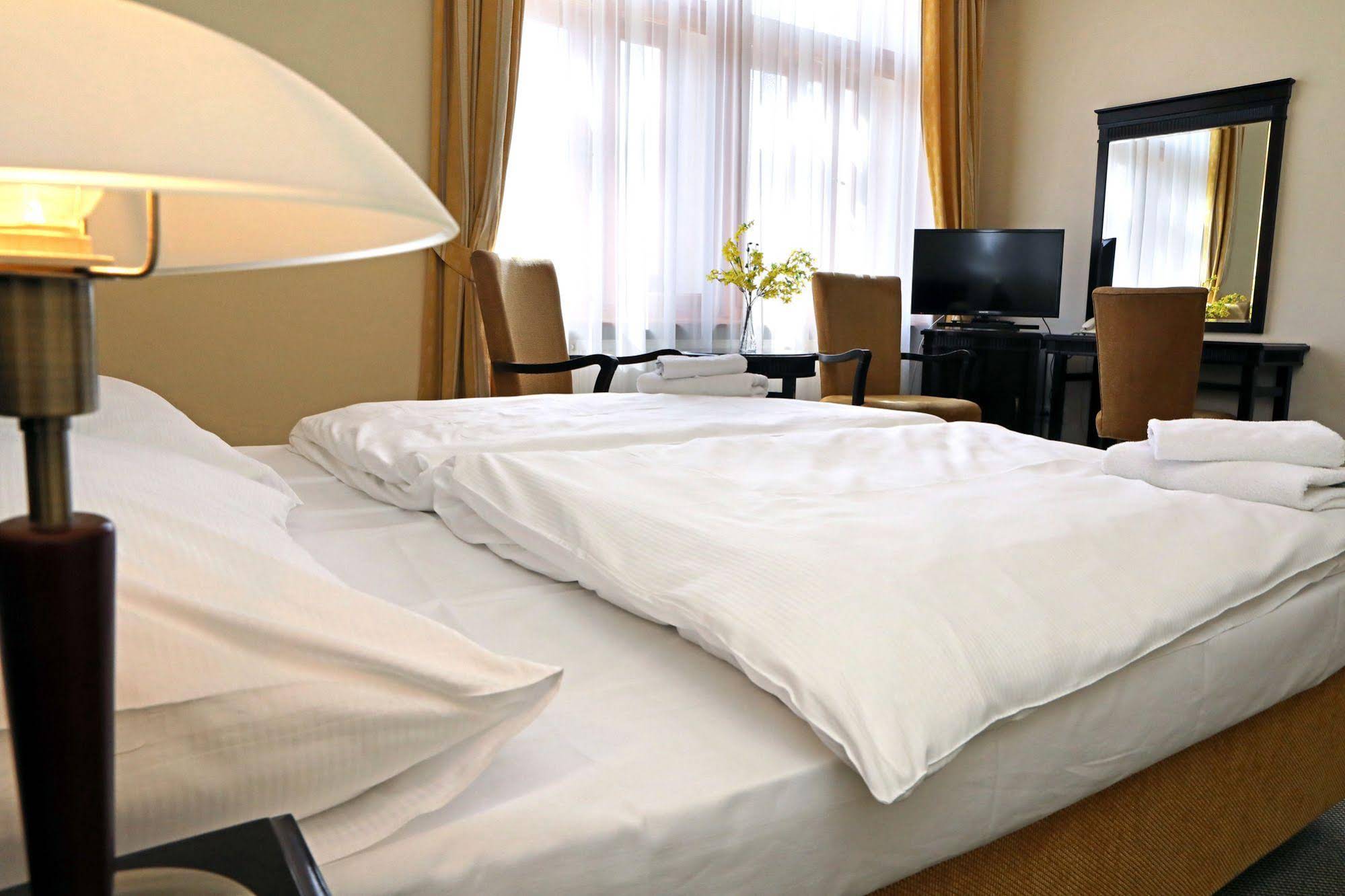 Hotel U Zeleneho Stromu