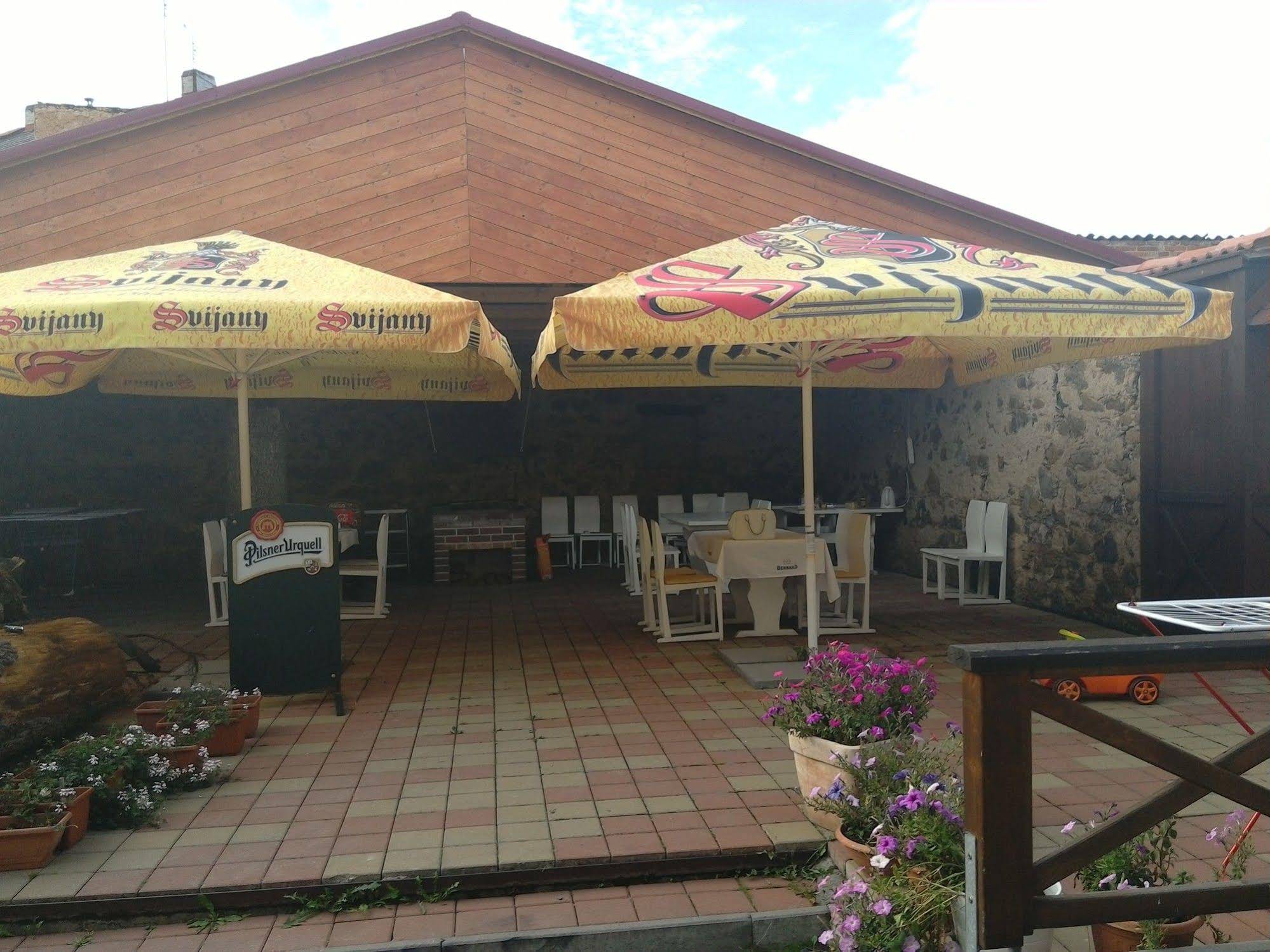 Penzion a Restaurace Na Jízdárne