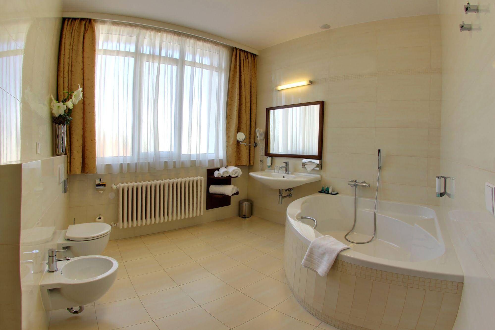 Hotel Baltaci Atrium Zlim