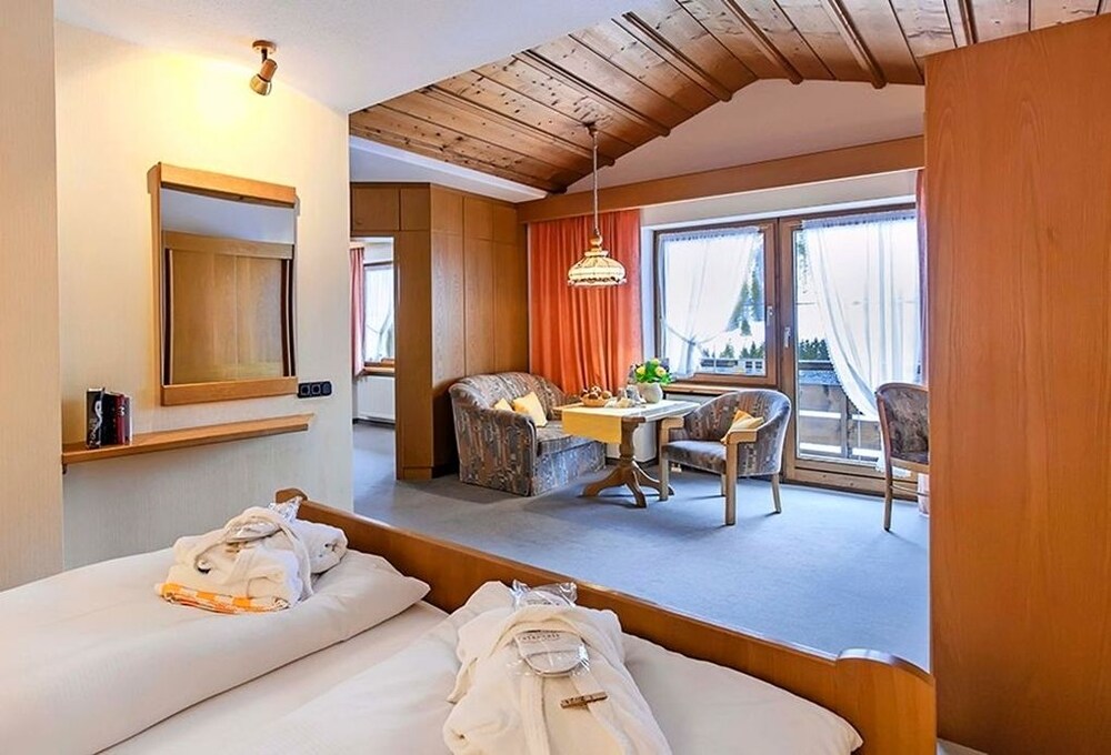 Berg- und Aktivhotel Edelsberg