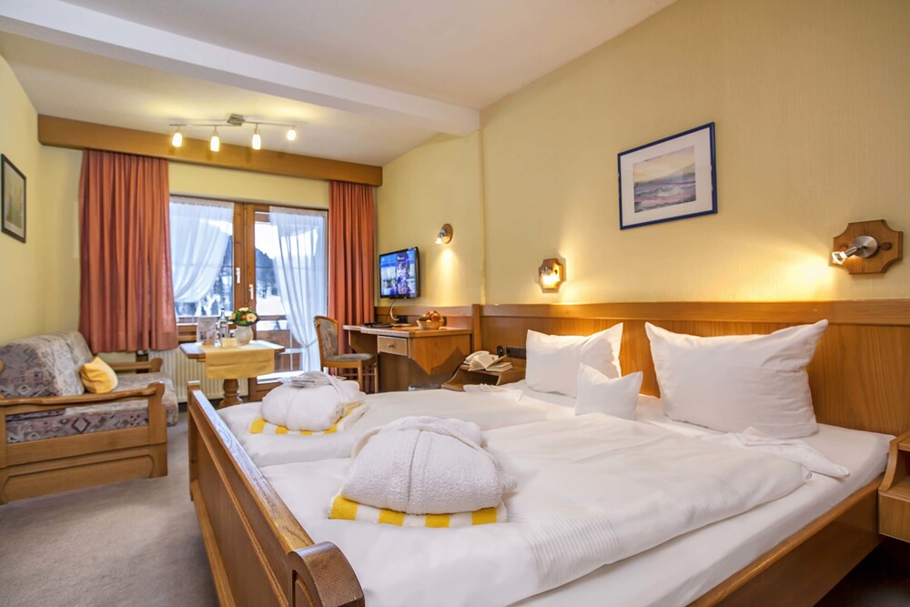 Berg- und Aktivhotel Edelsberg