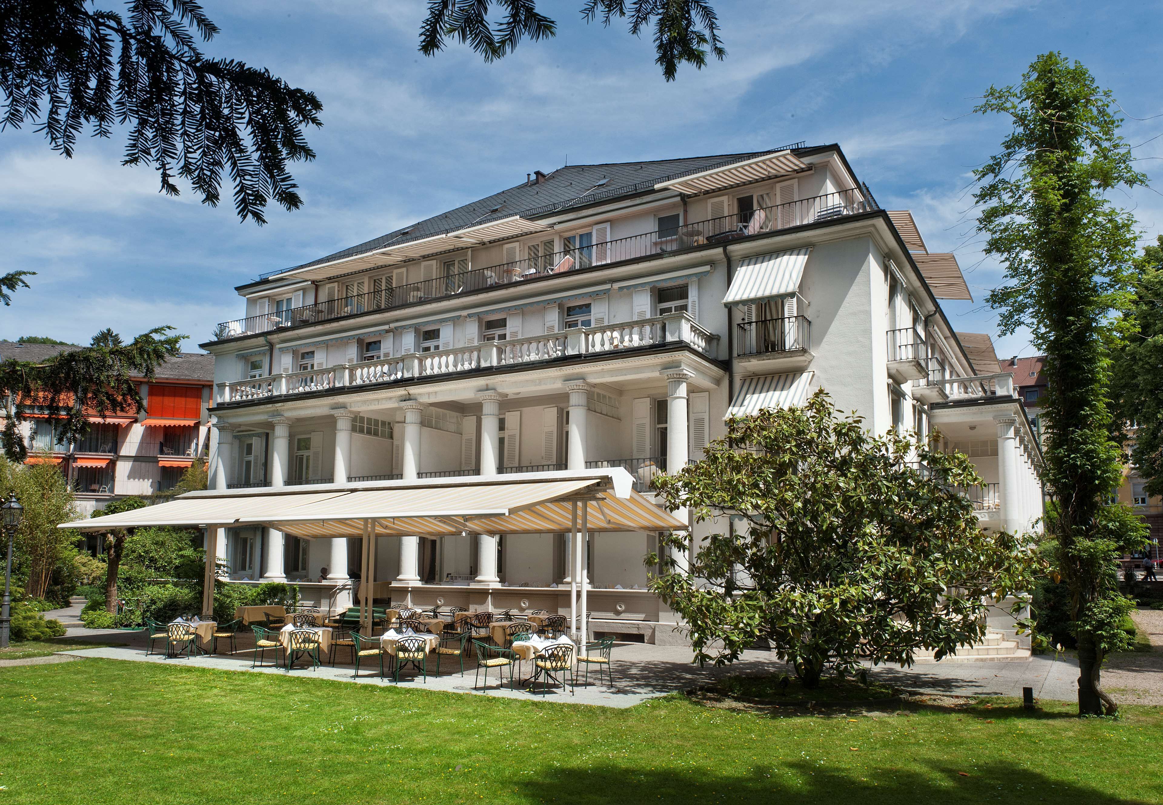Precise Tale Badischer Hof Baden-Baden