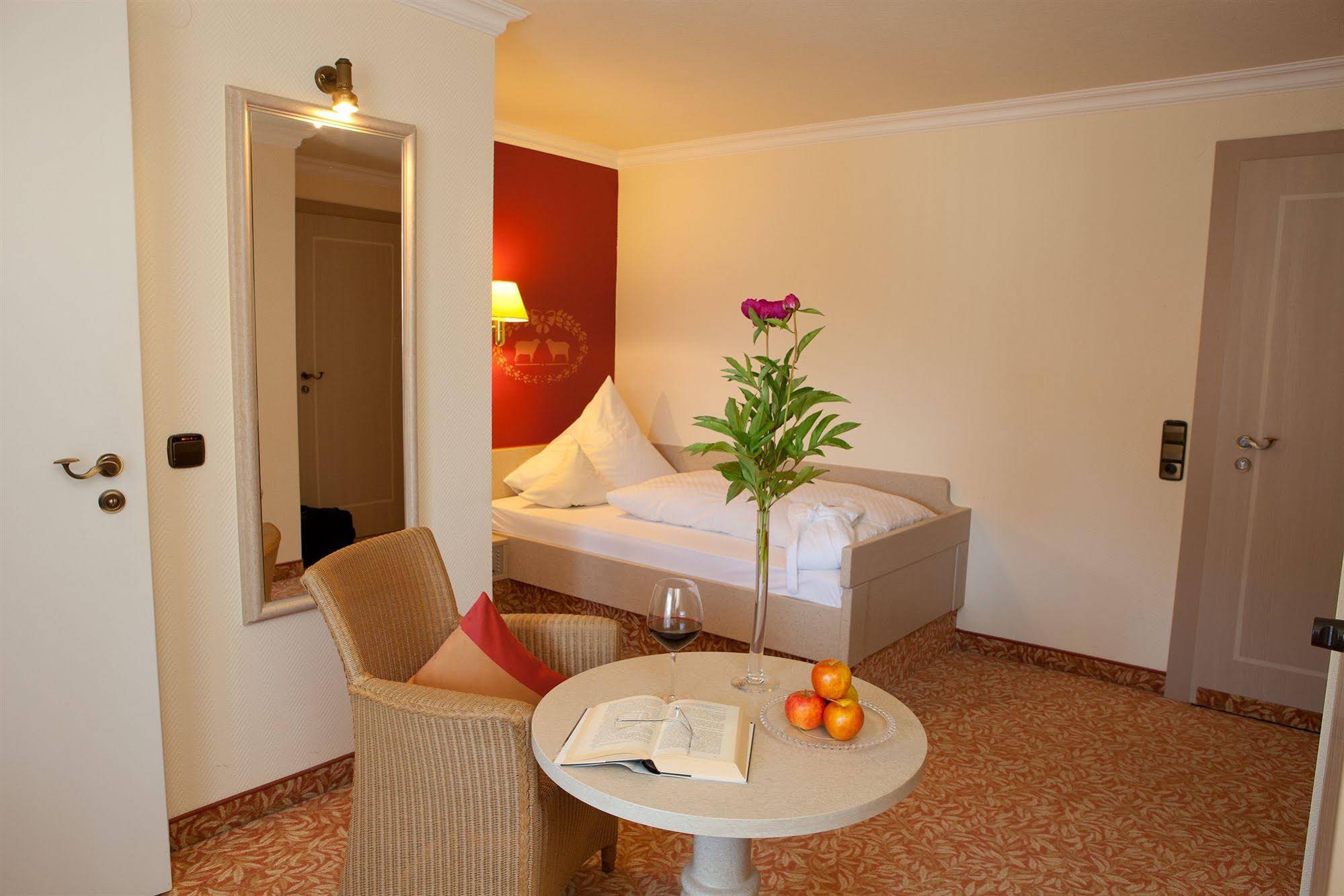 Hotel Lamm Mitteltal