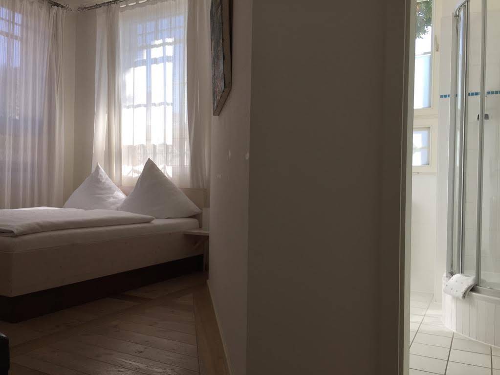 Gasthaus Loewenthor & Hotel Hahn