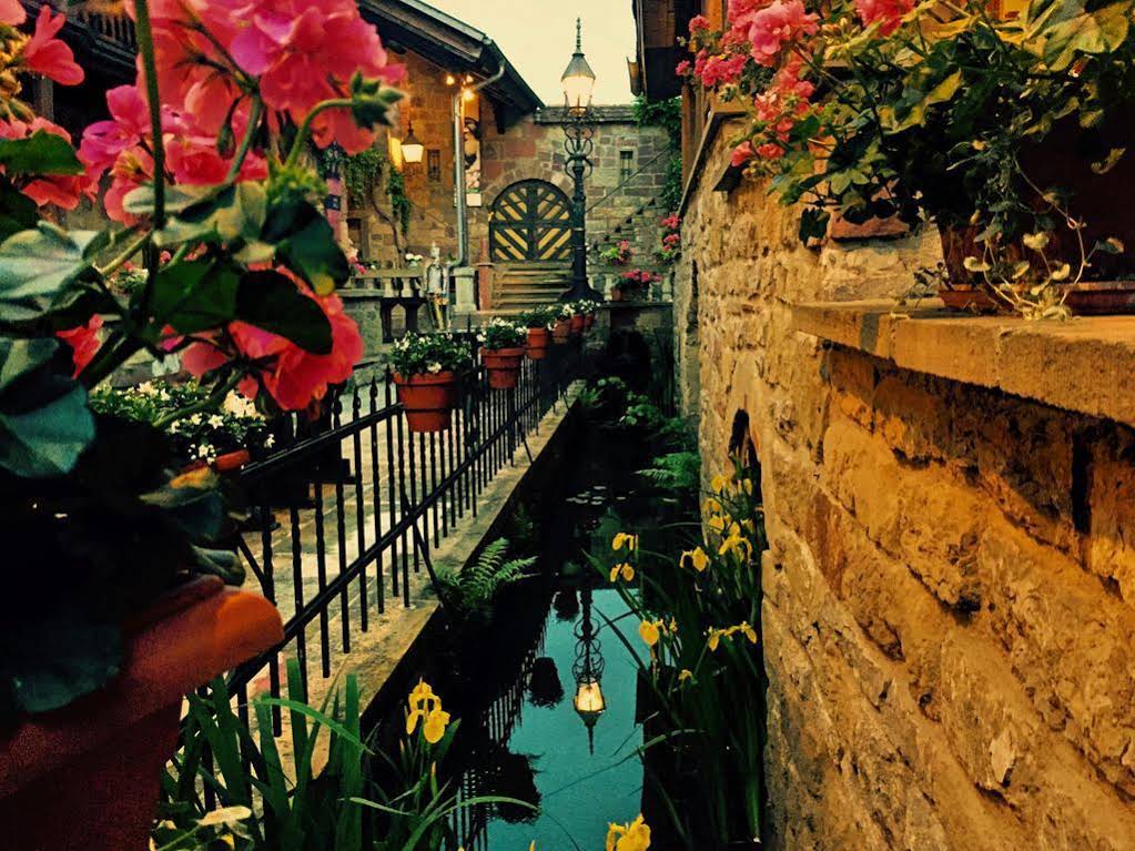 Gasthaus Loewenthor & Hotel Hahn