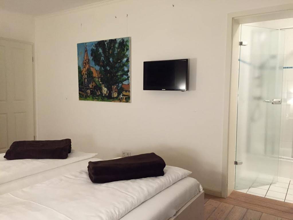 Gasthaus Loewenthor & Hotel Hahn