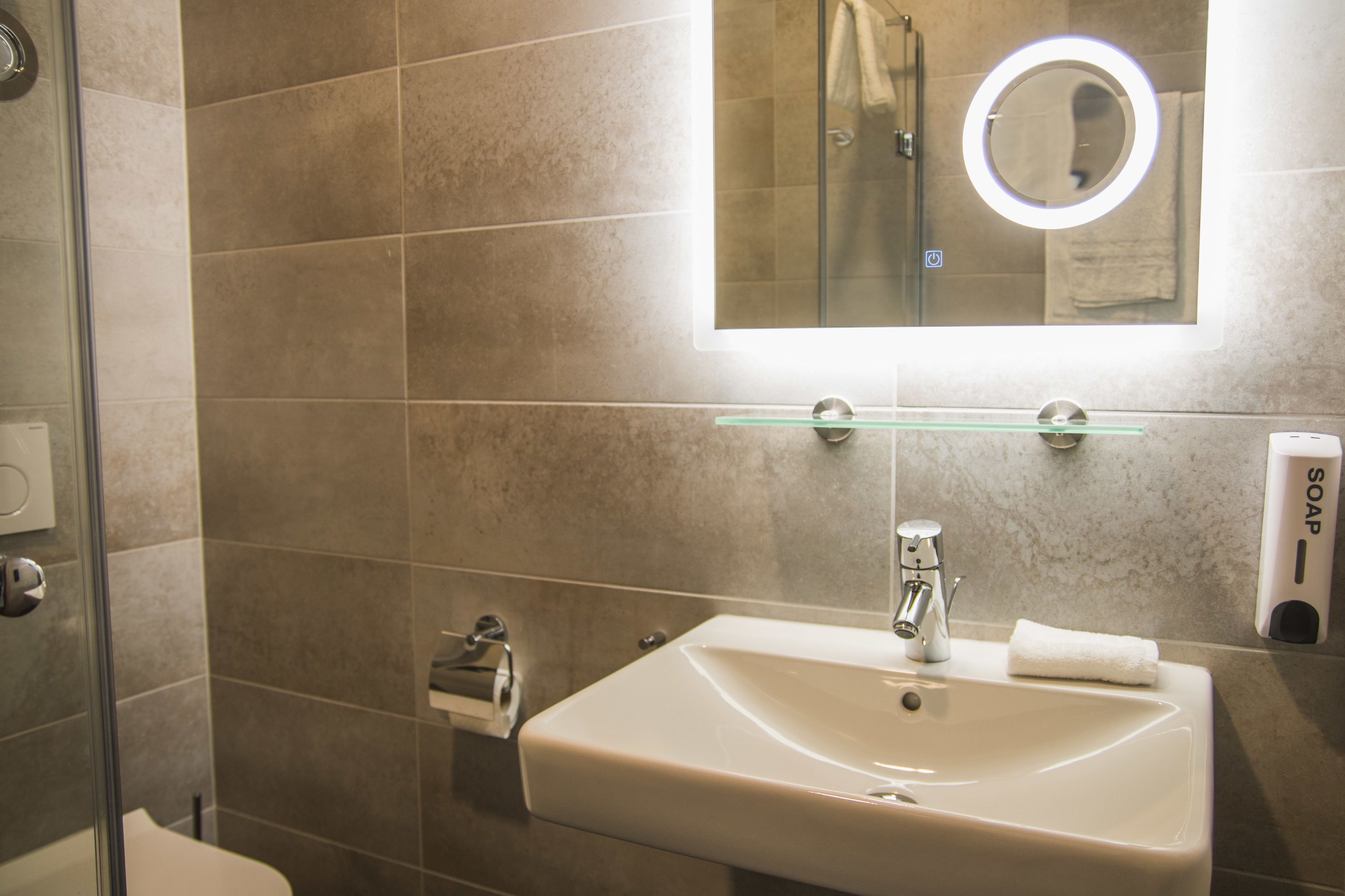 Hayta Hotel Stuttgart Airport Messe