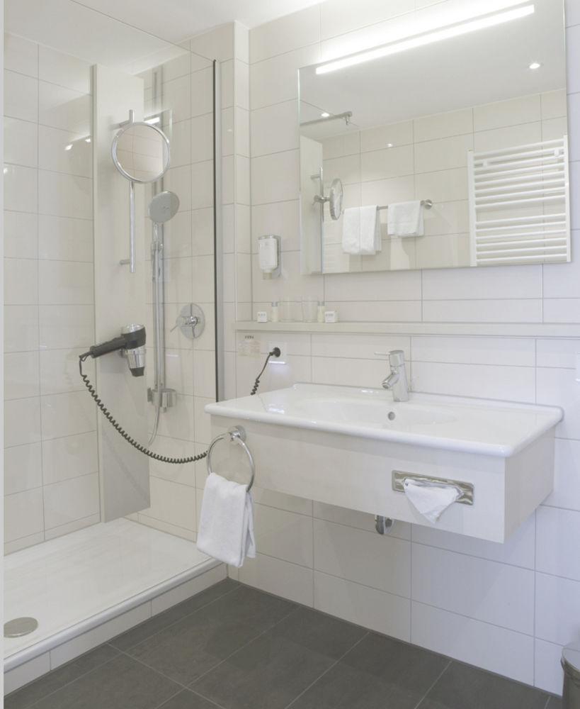Hotel Schwanen Stuttgart-Airport / Messe