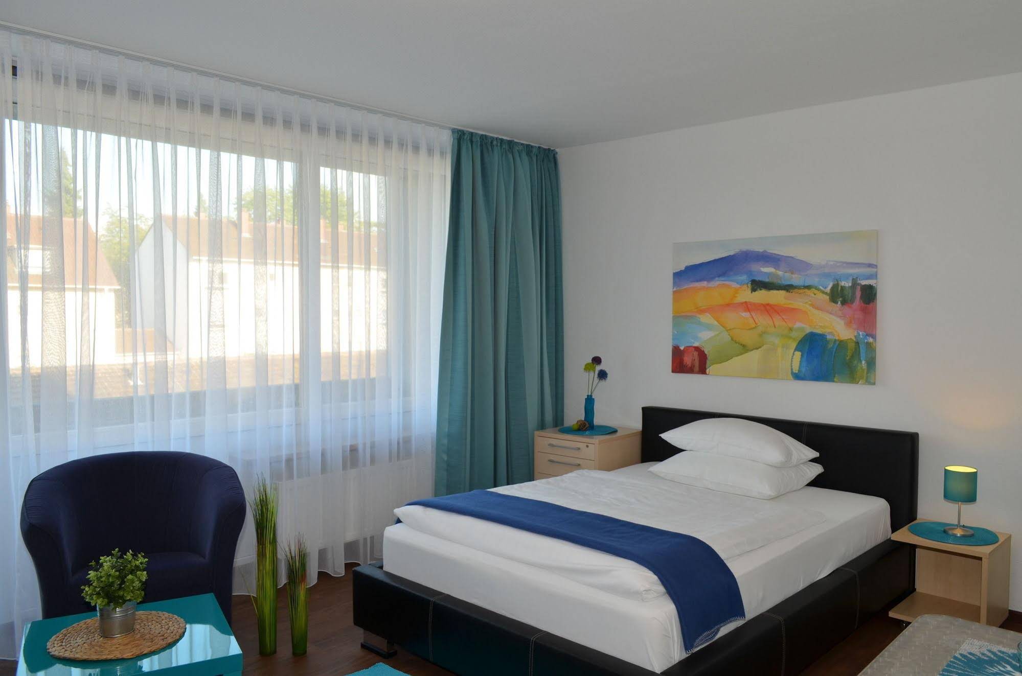 Neu Heidelberg Guesthouse & Apartments