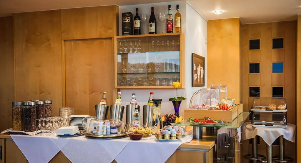 City Hotel Garni