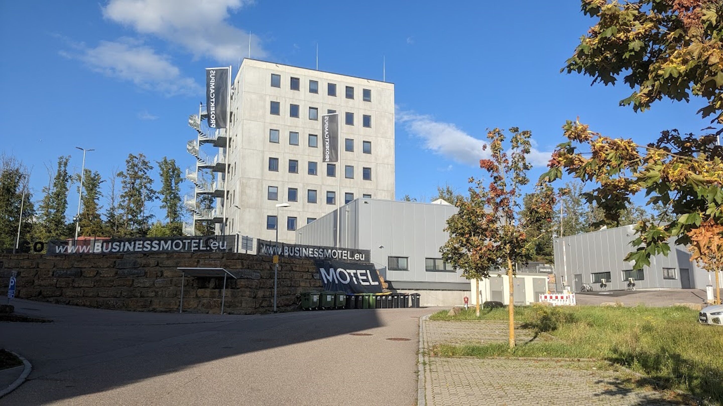 Business Motel