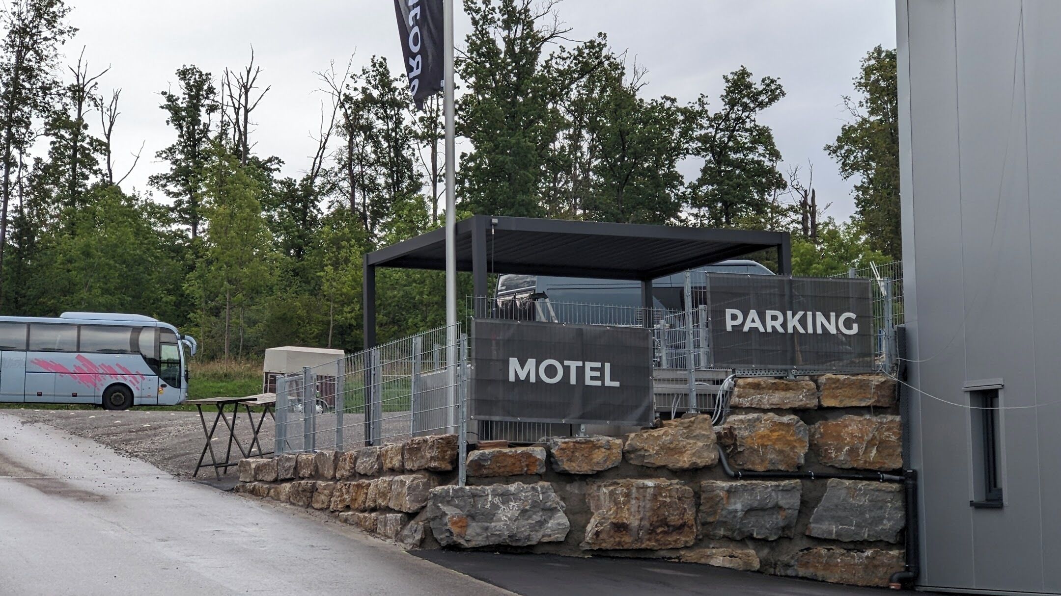Business Motel