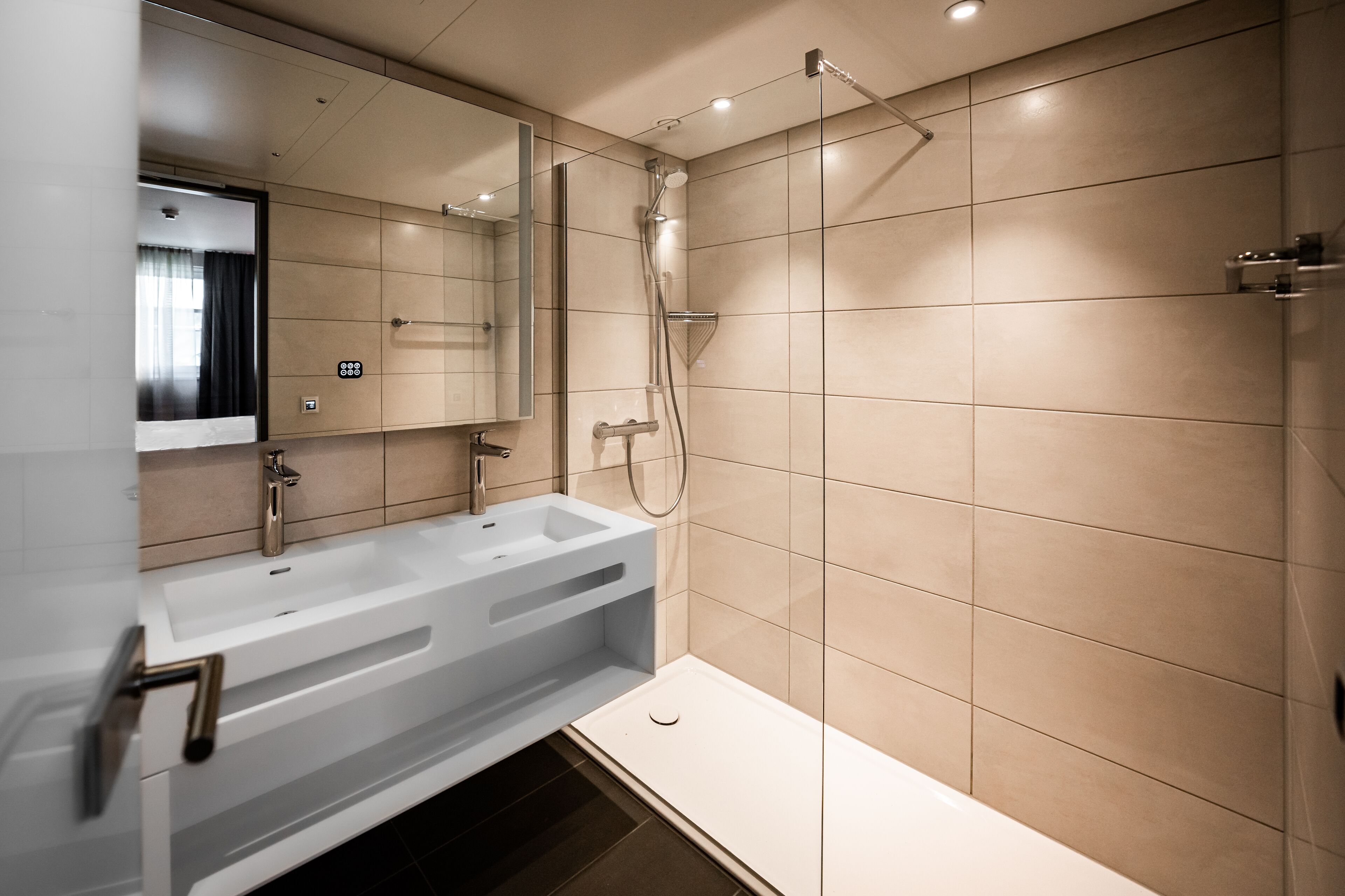 LOGINN Hotel Stuttgart Zuffenhausen