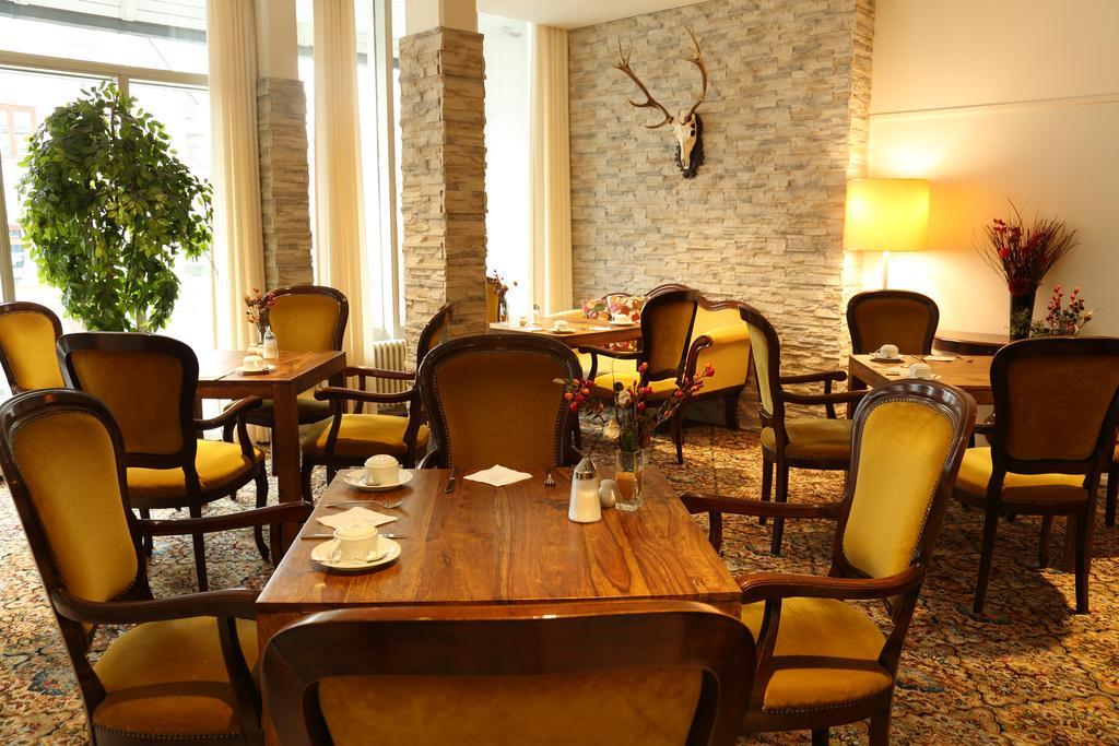 Lobinger Hotel Weisses Ross