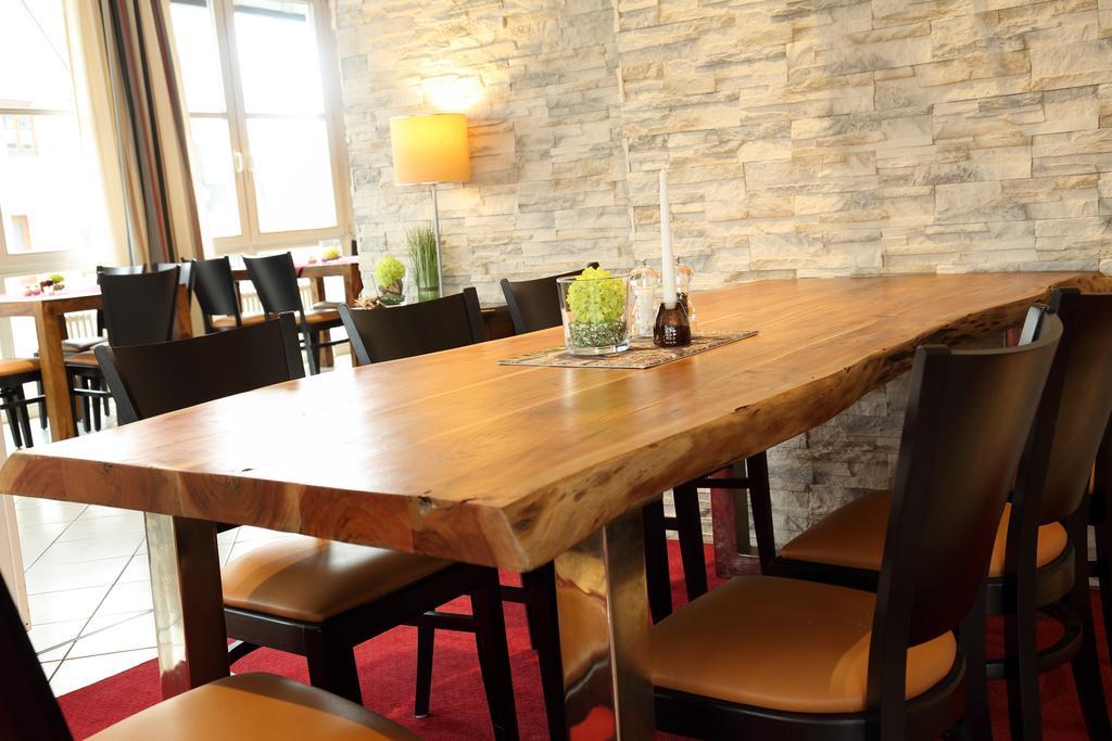 Lobinger Hotel Weisses Ross