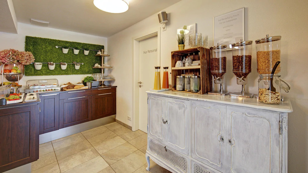 Neckarbett Bed & Breakfast