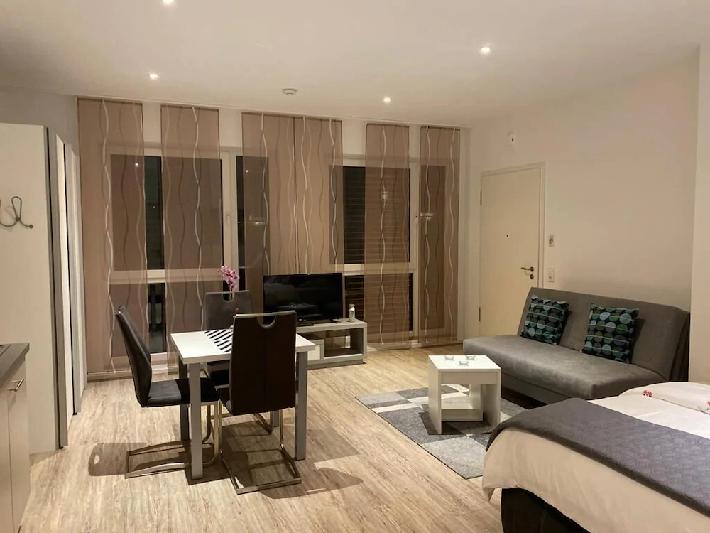 Royal City Apartments