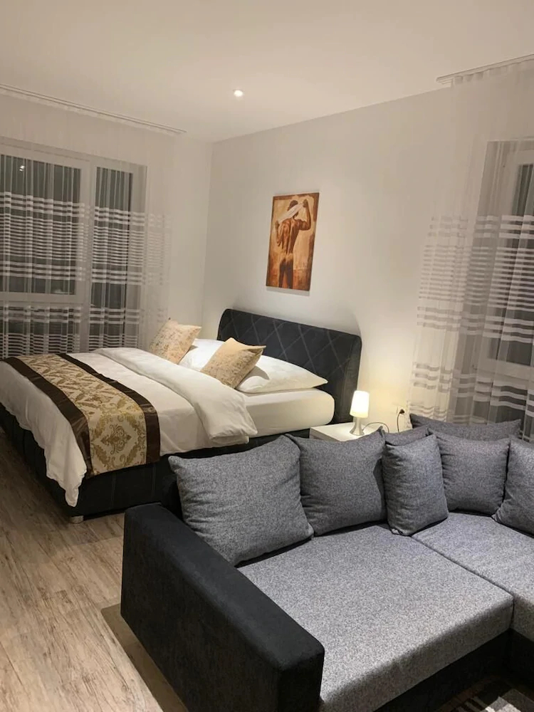 Royal City Apartments