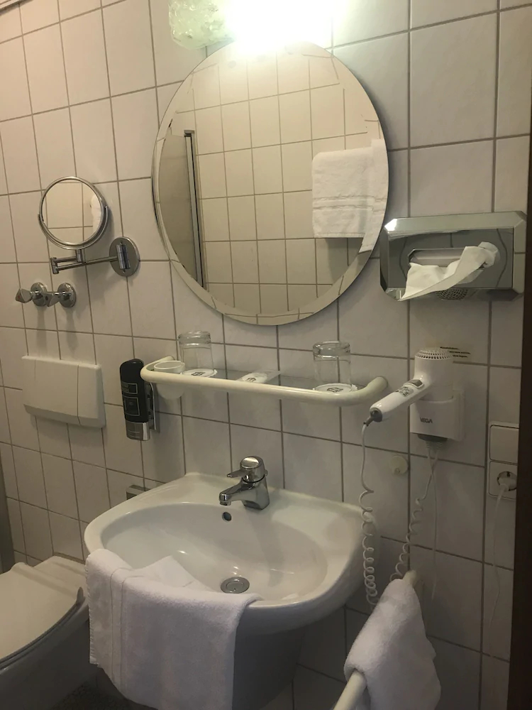 Garni-Hotel Adler