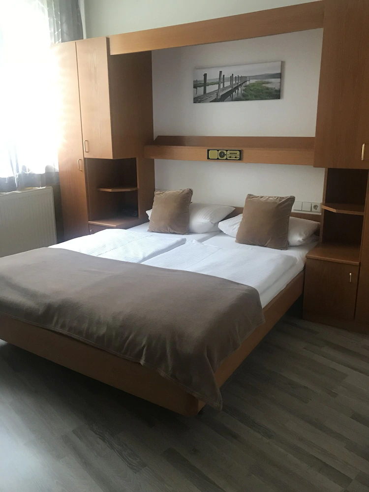 Garni-Hotel Adler