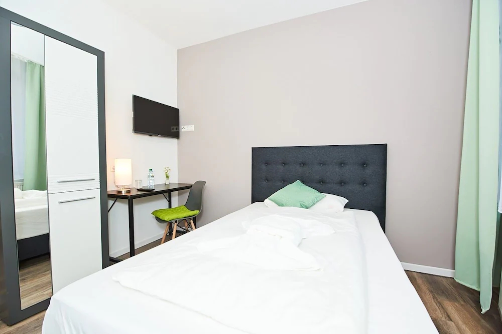 Hotel Phoenix