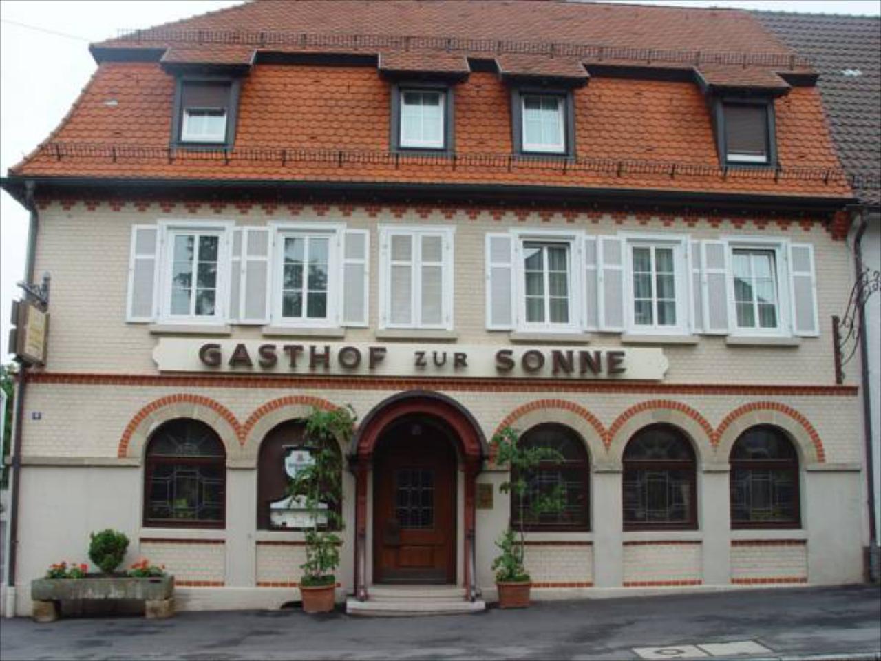 Hotel & Gasthof zur Sonne
