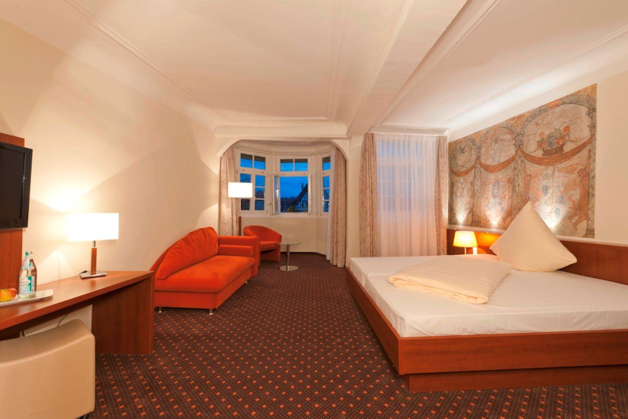 Stadt-gut Hotel Gasthof Goldener Adler